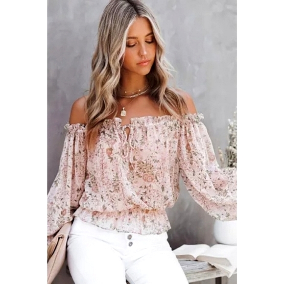 LAST ONE! Plus Size Off The Shoulder Floral Top - Picture 5 of 6